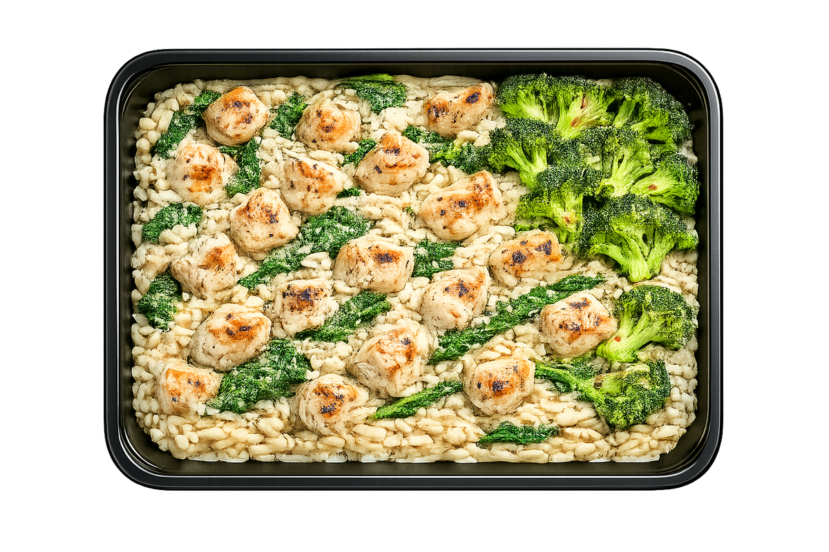 Kylling med cremet citron-parmesan-risoni, spinat og bagt broccoli