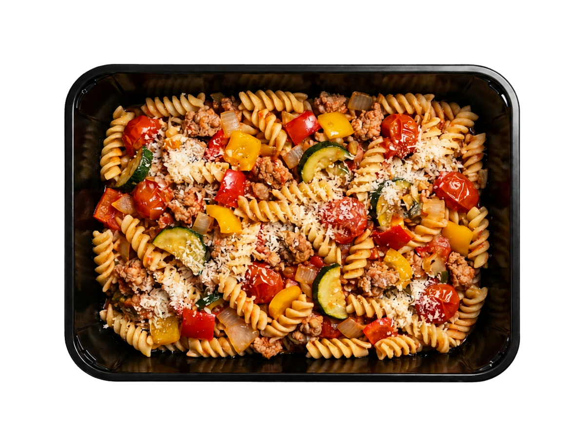 Pasta salsiccia med middelhavsgrønt og parmesan.